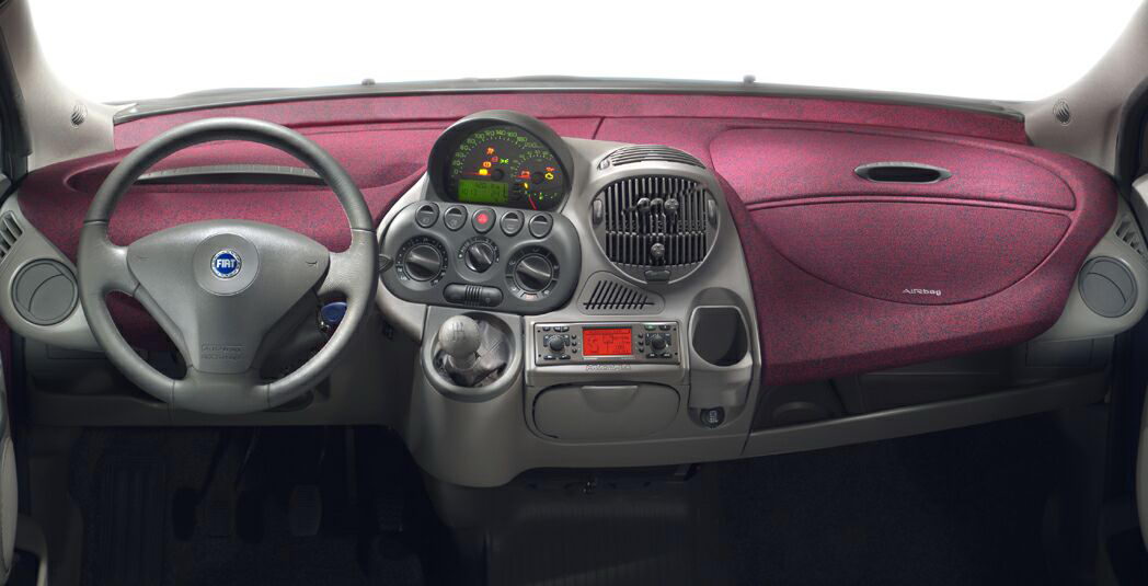 Fiat Multipla 2002 006.jpg